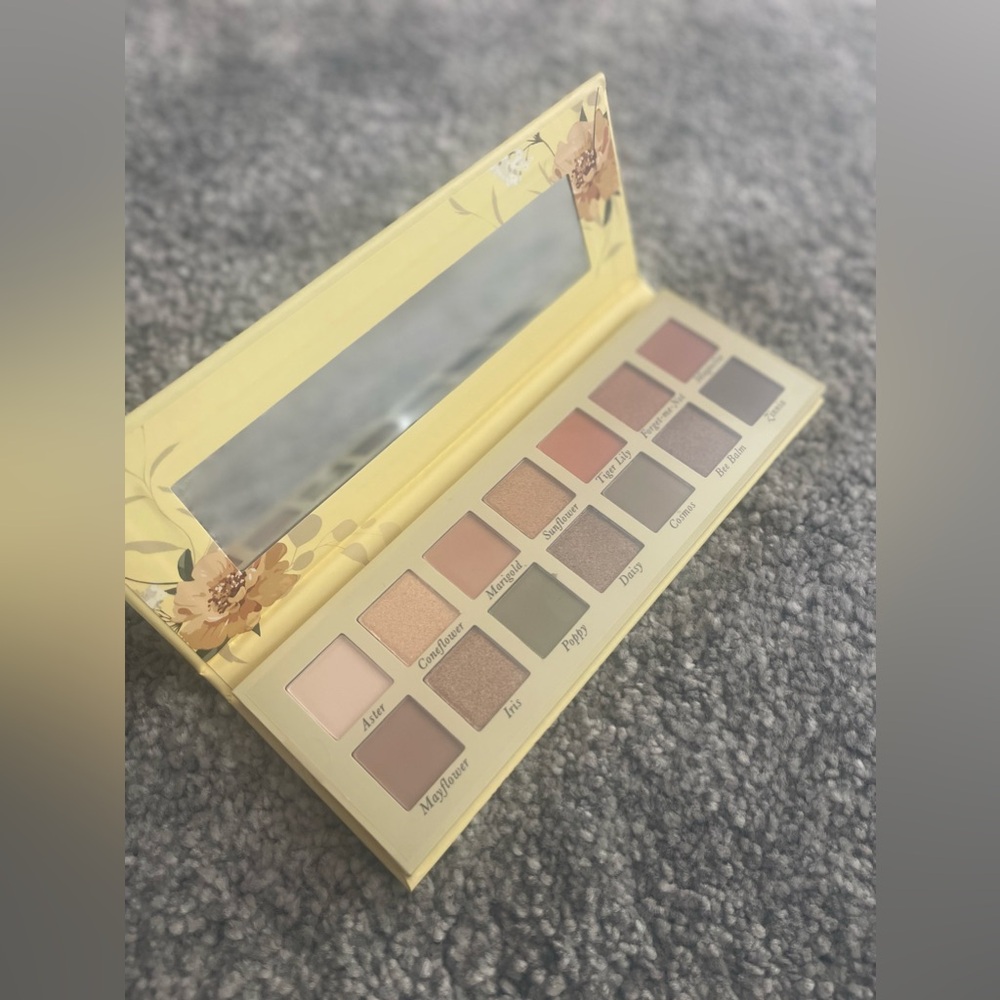 Laura Geller Seasonless Wildflower 14 Eyeshadow Palette